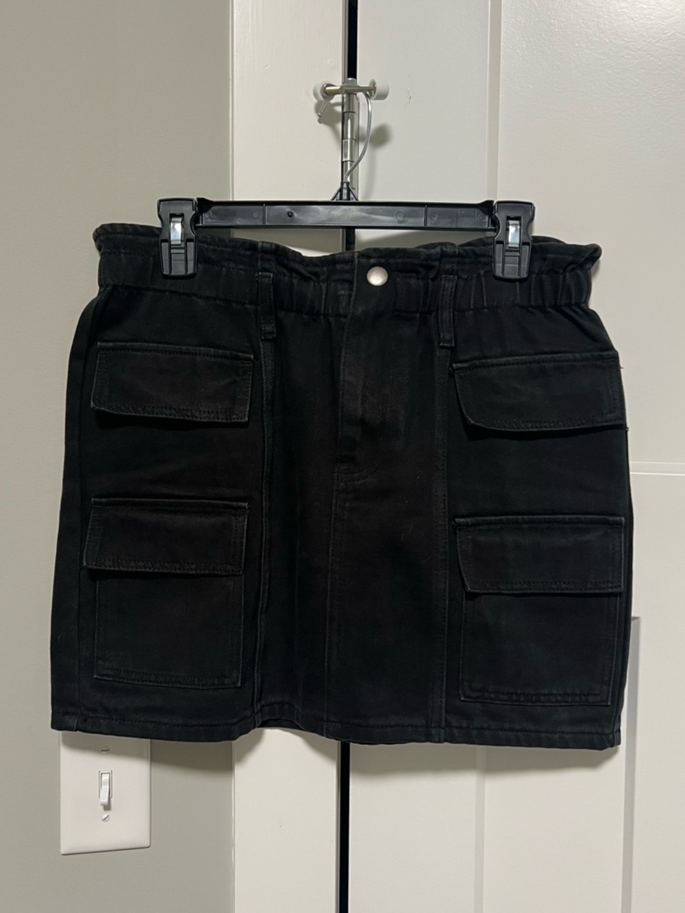 Casual Black Cargo Pocket Mini Skirt